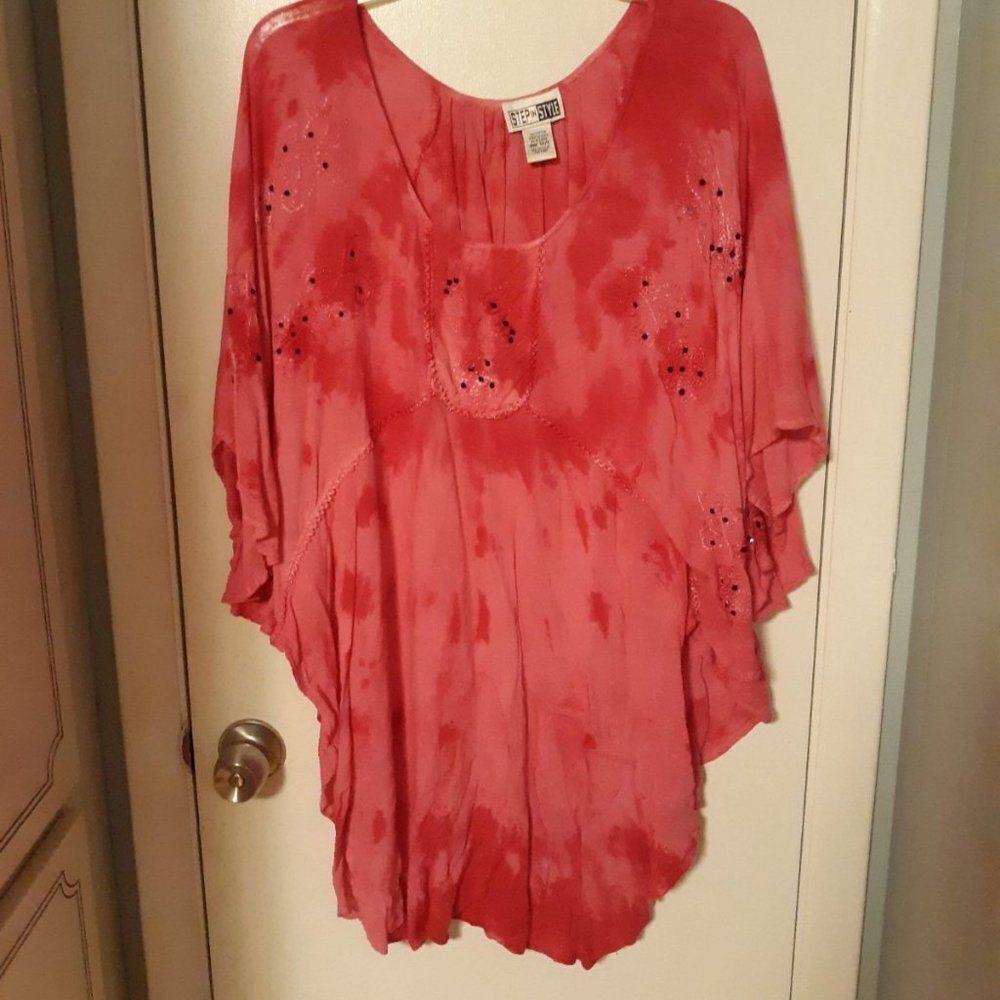 Step In Style Beach Coverup or long top Hot Pink Tie Dye OS